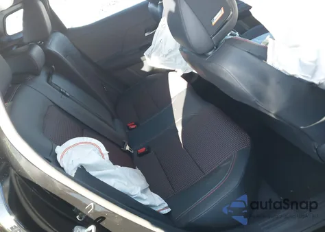 2025 Nissan Kicks Sr Intelligent Awd z USA, uszkodzony, nr VIN 3N8AP6DD8SL430630